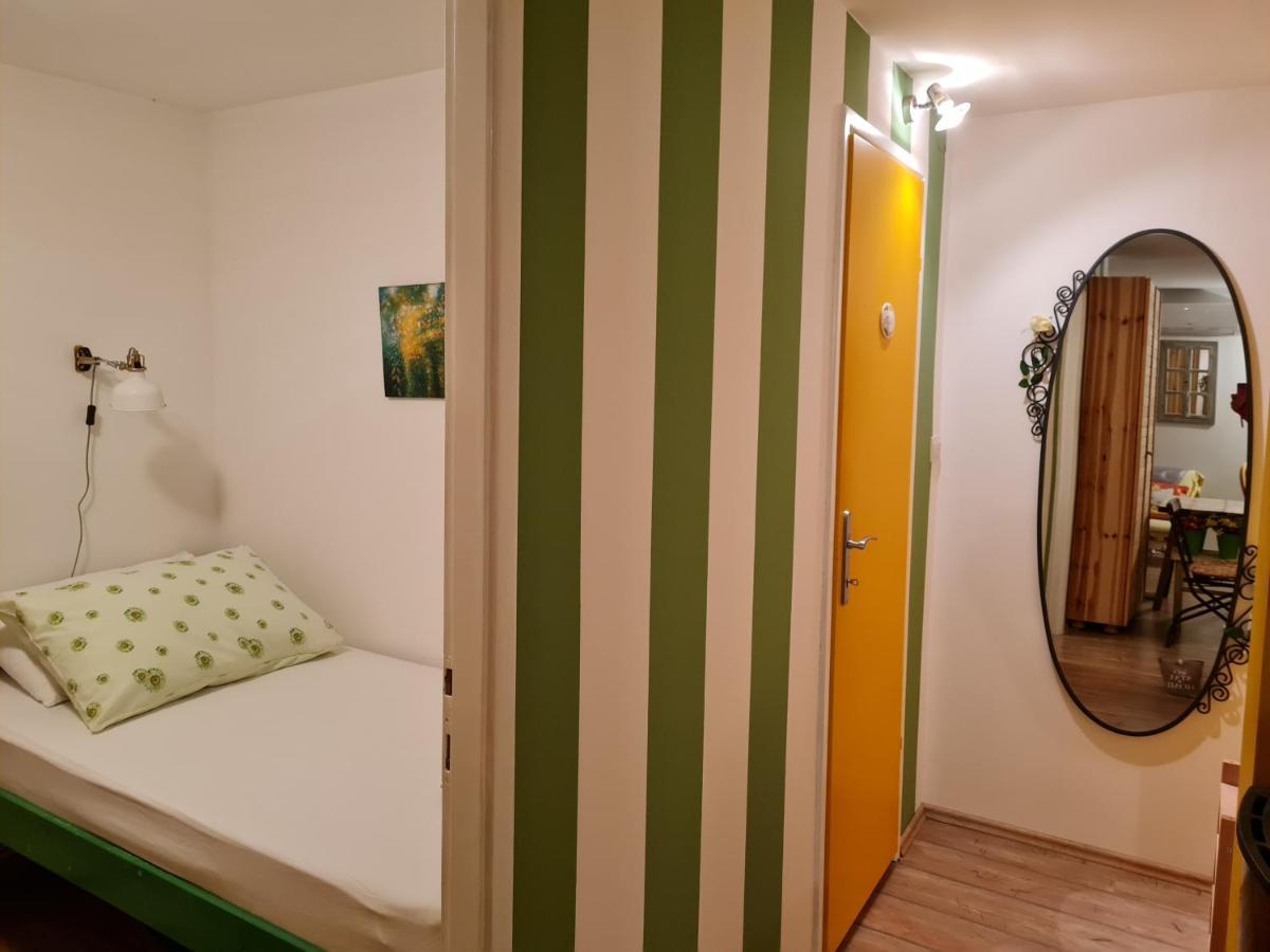 Charismatic Garden Cottage With Sea View Локва Рогозница Екстериор снимка