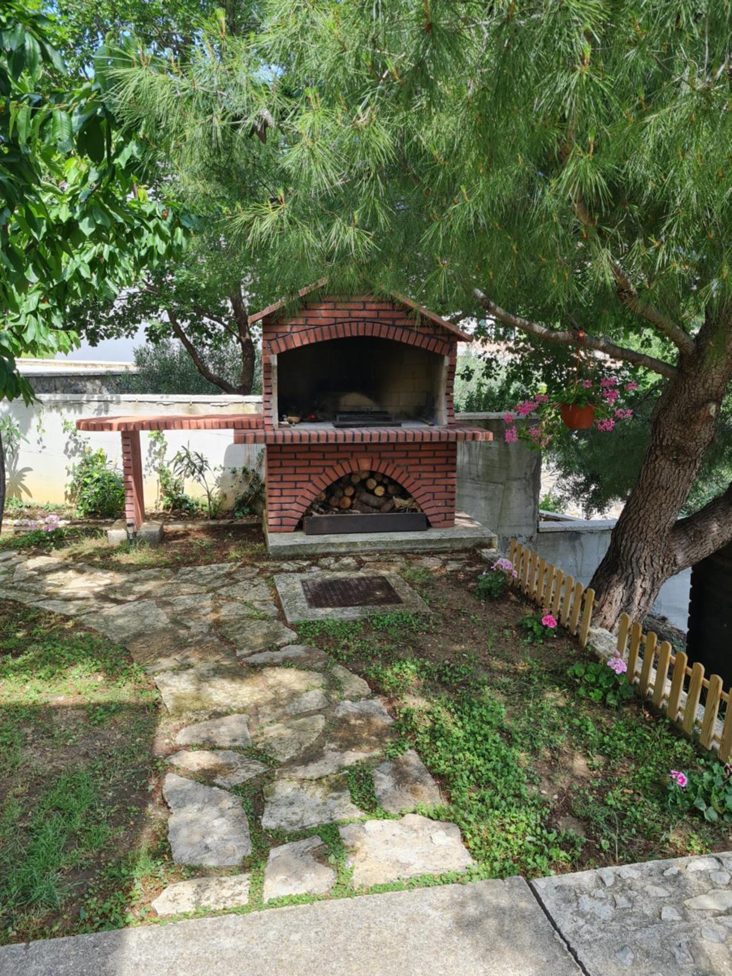 Charismatic Garden Cottage With Sea View Локва Рогозница Екстериор снимка
