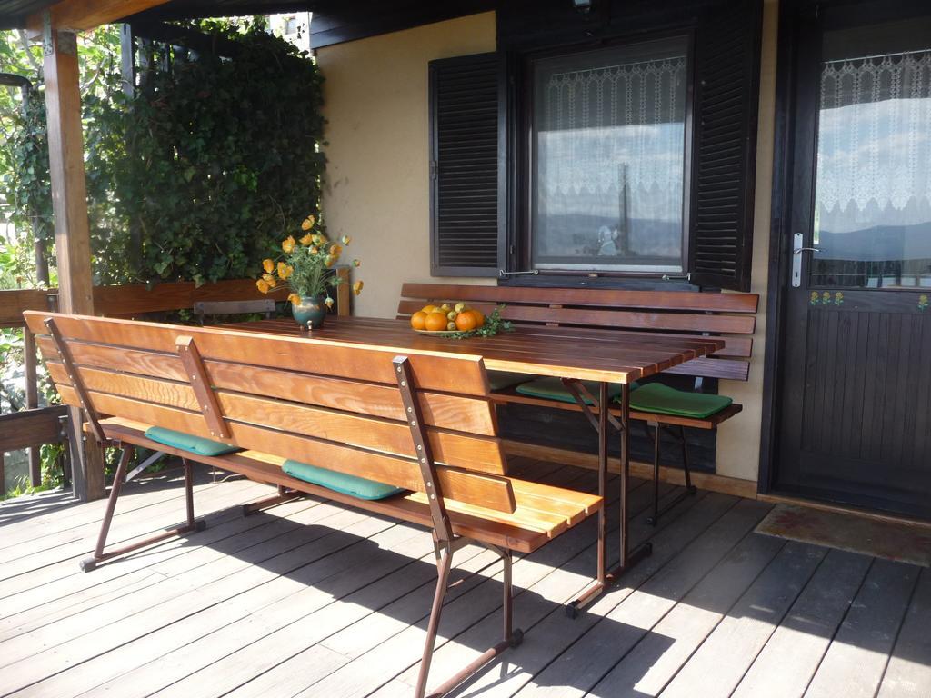 Charismatic Garden Cottage With Sea View Локва Рогозница Екстериор снимка